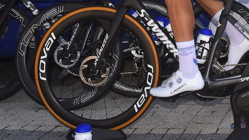 2021年自行車產(chǎn)品新動(dòng)向 職業(yè)車手裝備表明一切